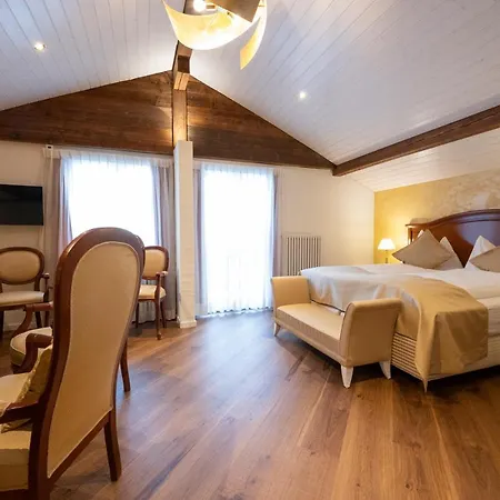 Отель Seilers Vintage & 3*